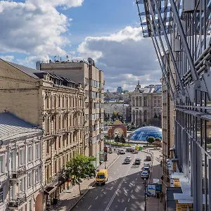 Otel Kievinn, Kiev
